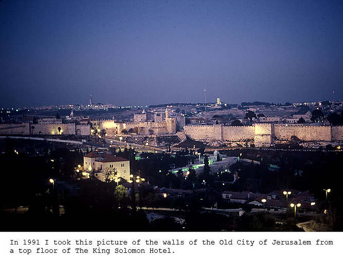 11_old city walls at night_UD